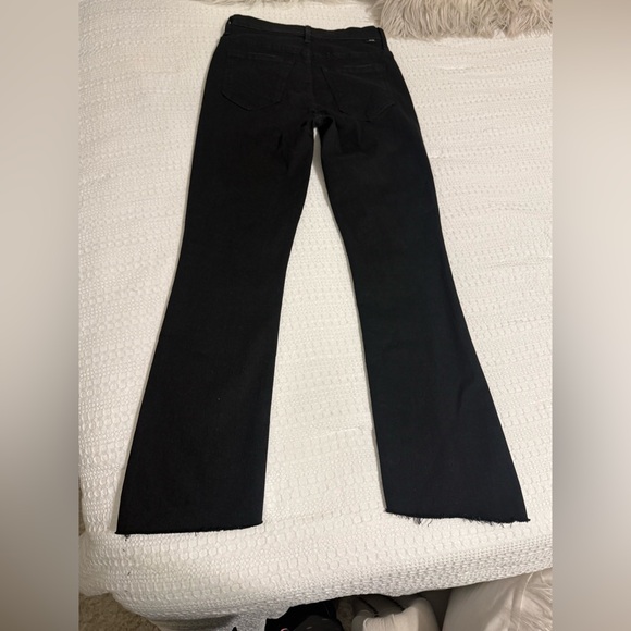 MOTHER Denim - MOTHER Black The Insider Crop Jeans